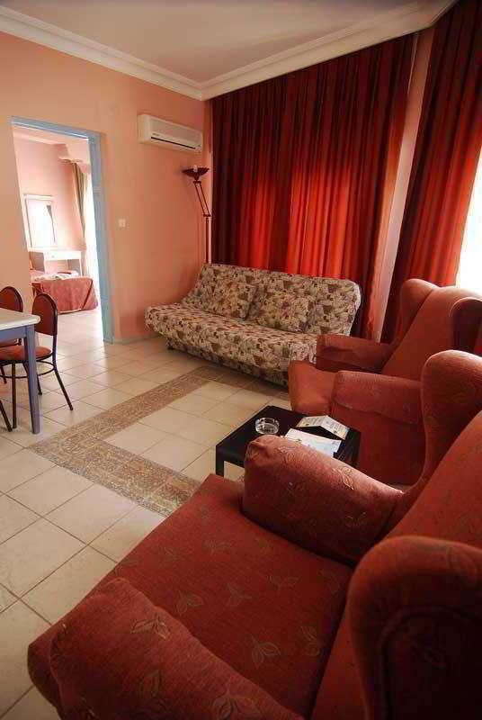 Akdeniz Apart Hotel Kusadası Kültér fotó